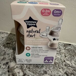 Tommee Tippee Natural Start Baby Bottle 5oz - Pink/White